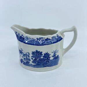 vintage masons ironstone blue willow creamer made in england